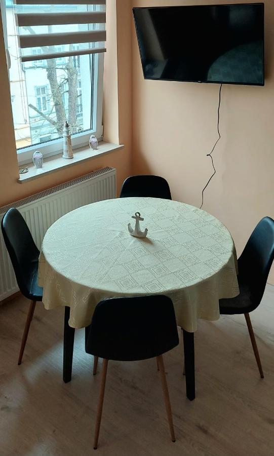 Apartament Black Sea 2 Rooms - Pokoje Swinoujscie Bagian luar foto